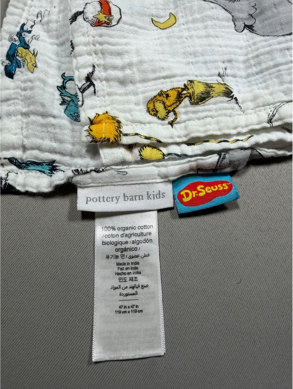 Pottery Barn Kids Dr Seuss Organic Cotton Muslin Swaddle Blanket 47x47 - Picture 3 of 5
